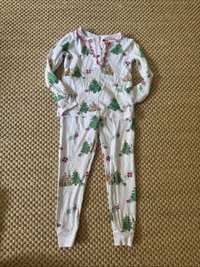 Little English White Holiday Tree & Gingerbread Kids Pajama Set